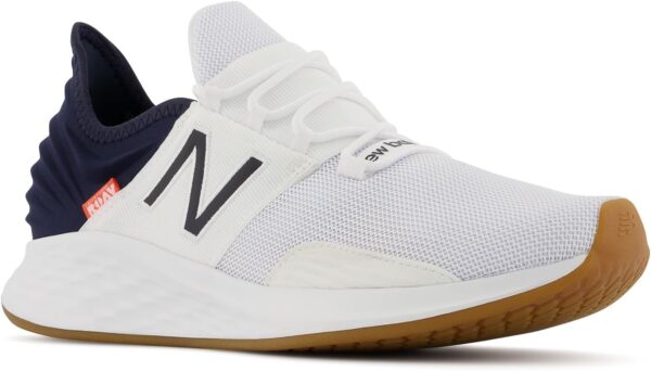 New Balance Men’s Fresh Foam Roav V1 Sneaker, Black, 9-11