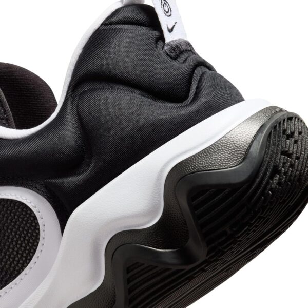 NIKE Men’s Sneaker Three Quarters Tall