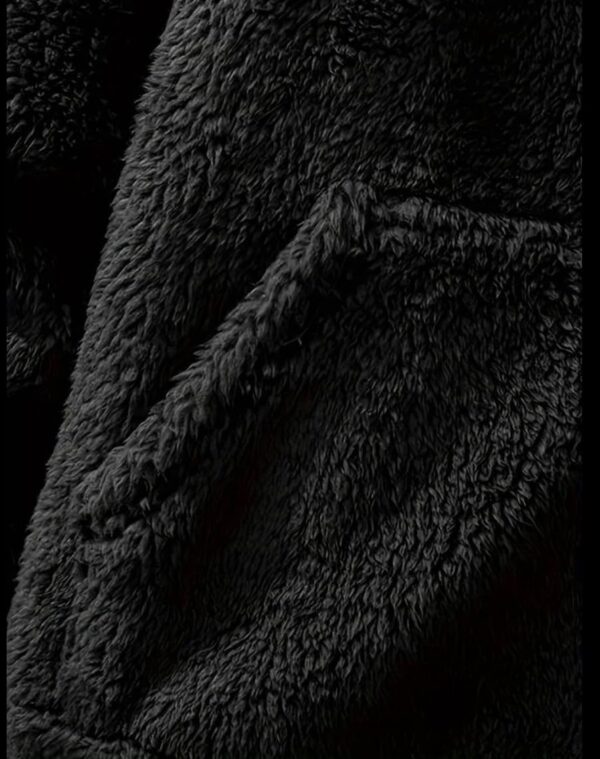 BE SAVAGE Savage Printed Sherpa Woolen Drop Shoulder…
