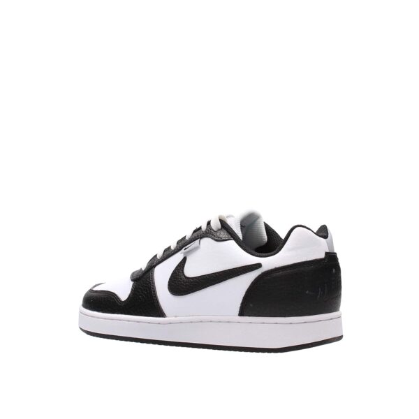 Nike Men Lace Up Basketball Shoe