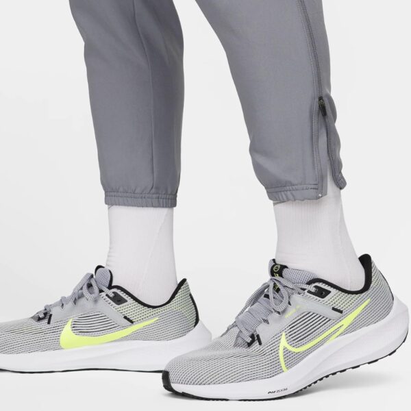 NIKE Men’s Relaxed Pants
